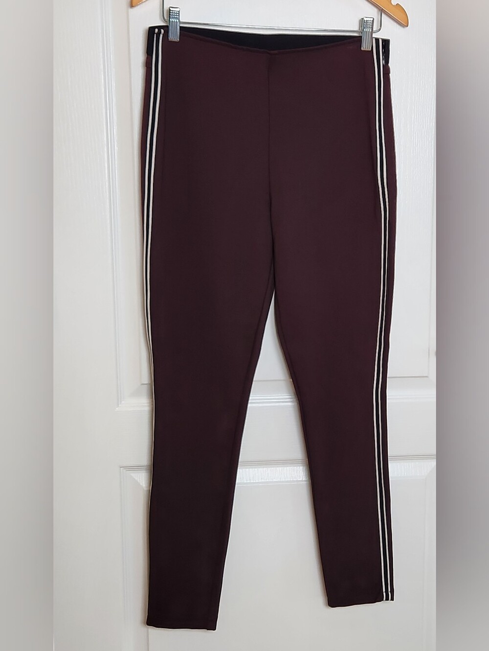 Gap Womens Medium Ponte Leggings W Side Zipper + Side Stripe High Rise Burgundy